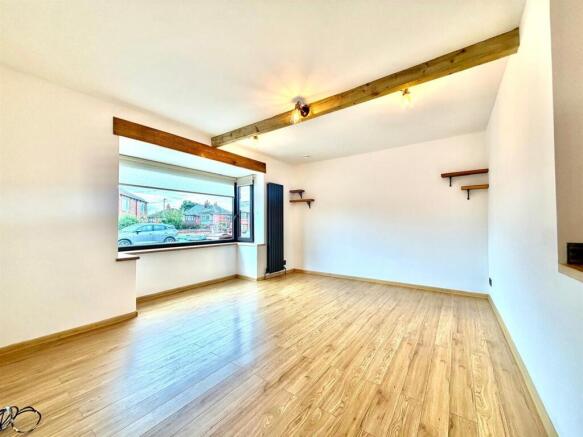 Living Room: