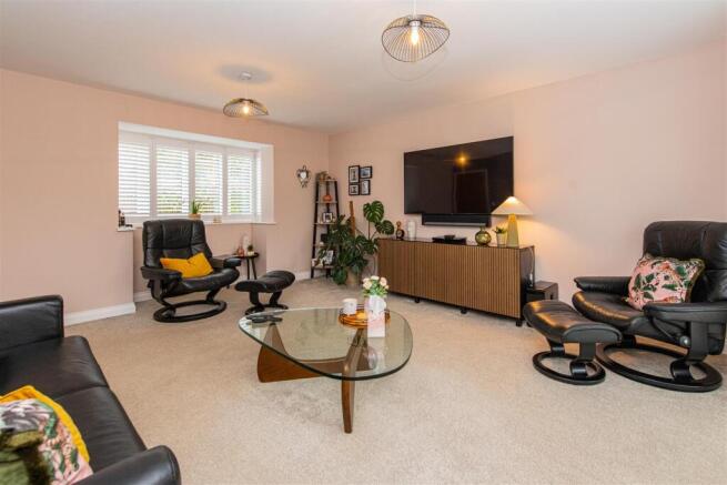 home-1143.jpg