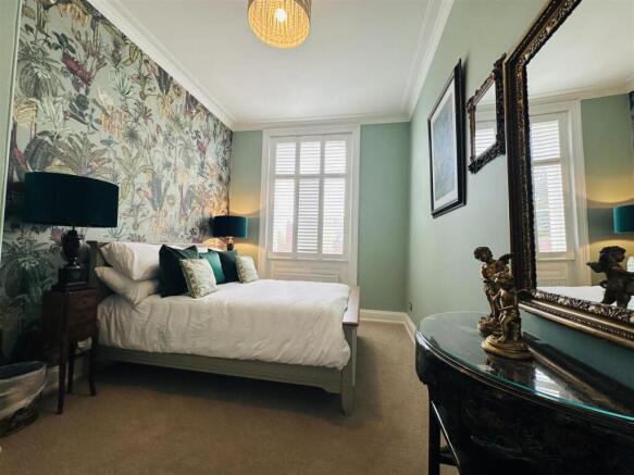 2 bed Apartment for sale Image 9