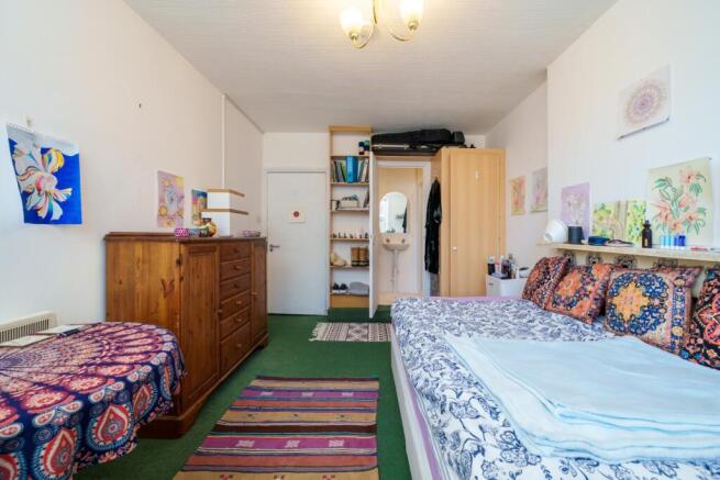 Studio Room (5)