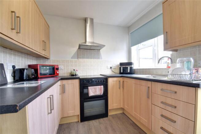 3 bed Bungalow to rent Image 4
