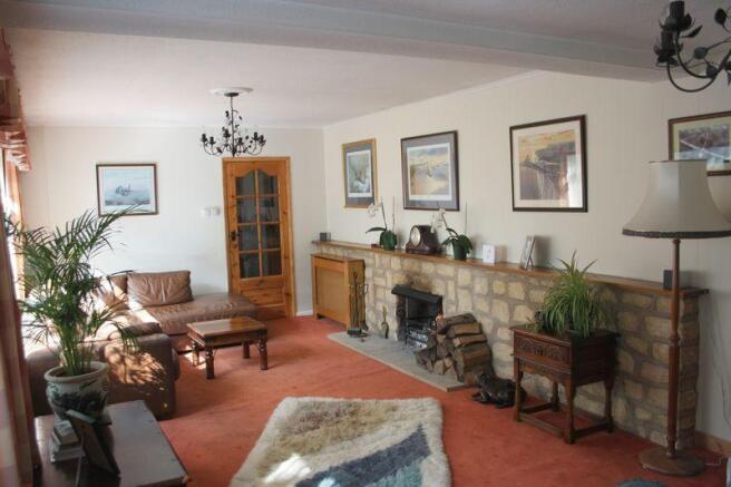 Lounge 1