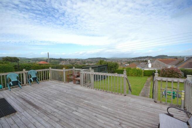 Decking (2).jpg