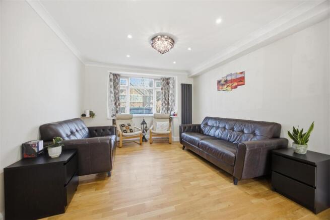 Double reception room