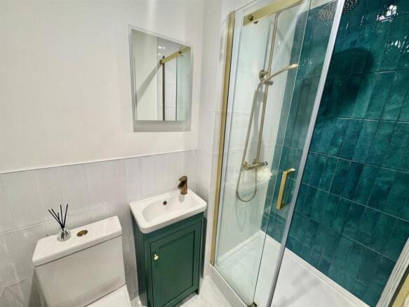 1 bed Flat for sale Image 8