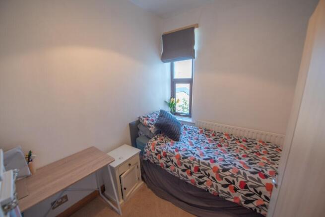 4 bed Terraced for sale Image 12