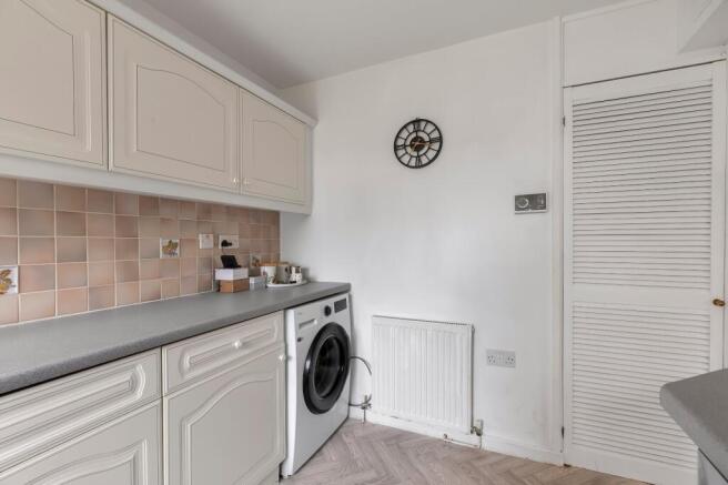 1 bed Flat for sale Image 5