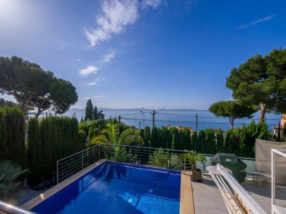 20240601-P1522206-HD