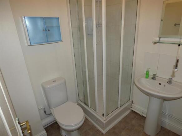 Bathroom.jpg