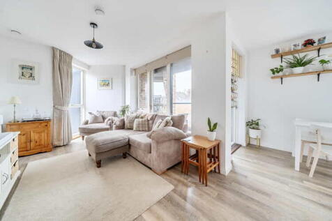 Concord Court, London, Greater London, W4