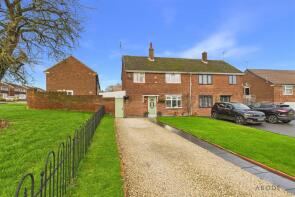1, Pinewood Road, Stapenhill, Burton-on-trent DE15 9QJ