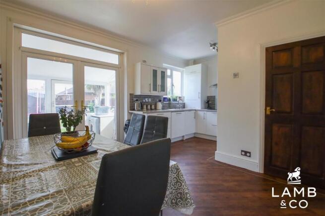 KITCHEN/DINER