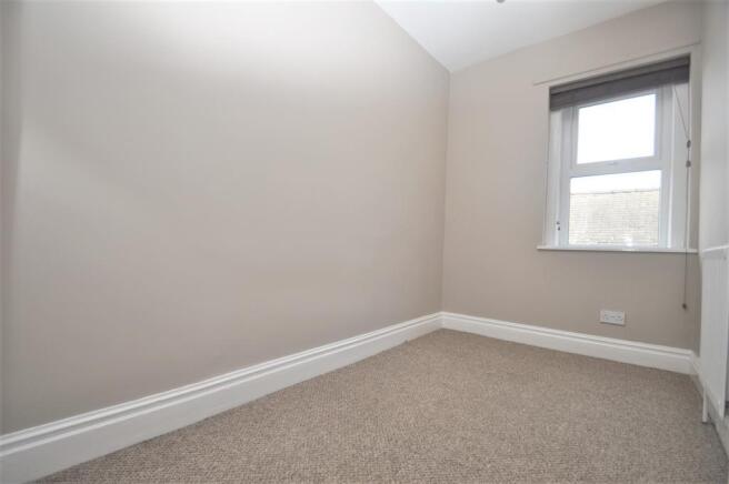 3 bed Terraced to rent Image 12