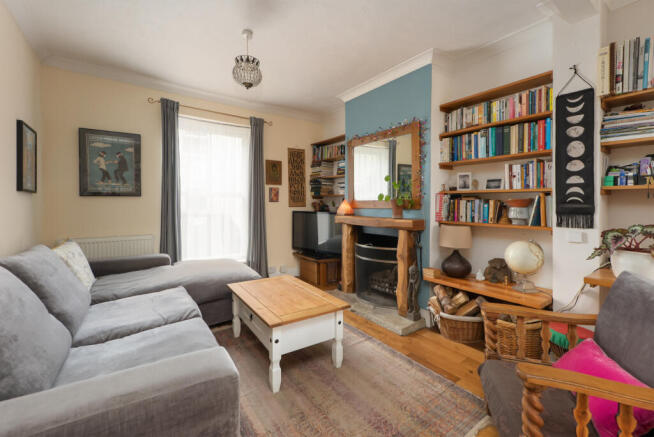 Sitting Room / Dining Room