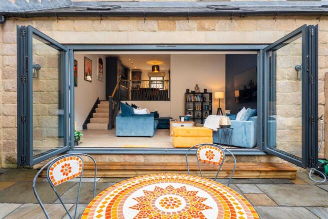 2 bed Terraced for sale Image 6