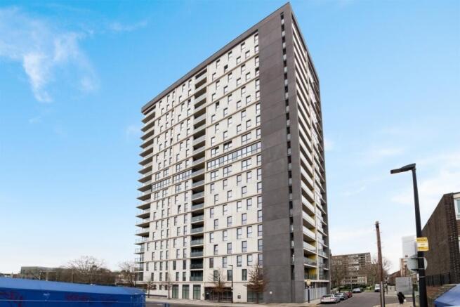 Panoramic Tower, Pop