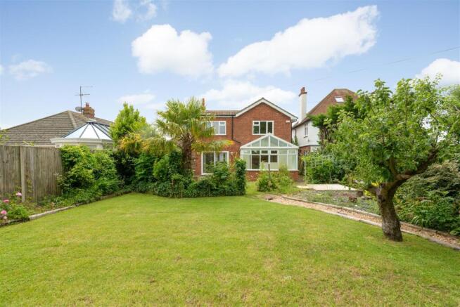 Queens Road, Tankerton
