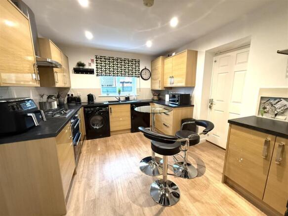 25 st john kit w.jpeg