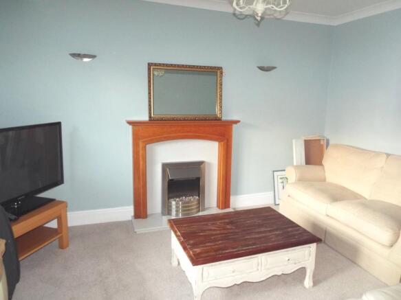 Bedroom/Reception Ro