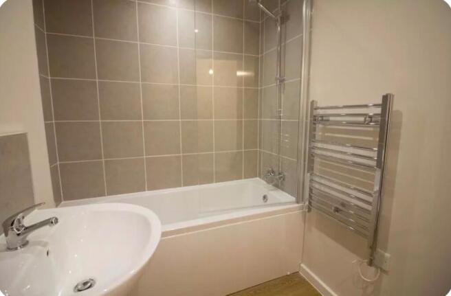1 bed Apartment to rent Image 7