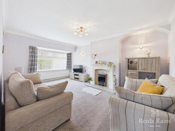 2 bed Bungalow for sale Image 4