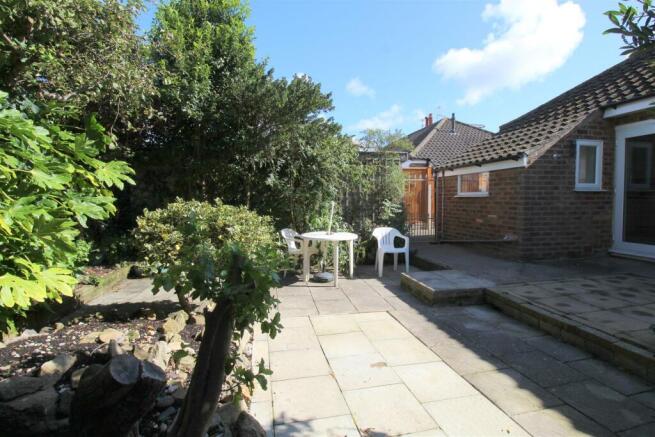 Hesketh Road, 14 - Rear garden 3.JPG