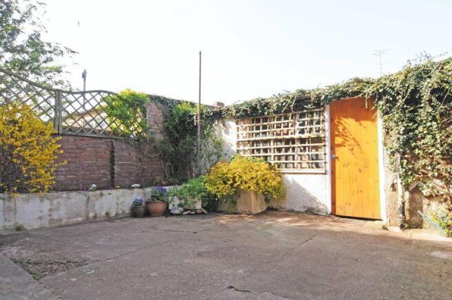 Courtyard Garden