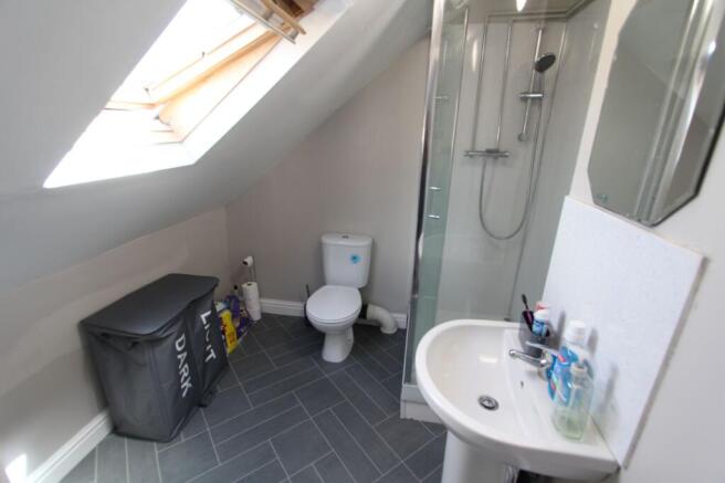 3 bed Terraced for sale Image 11