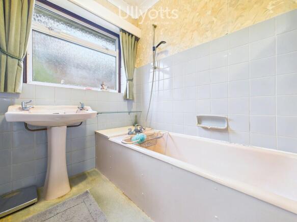 2 bed Detached Bungalow for sale Image 11