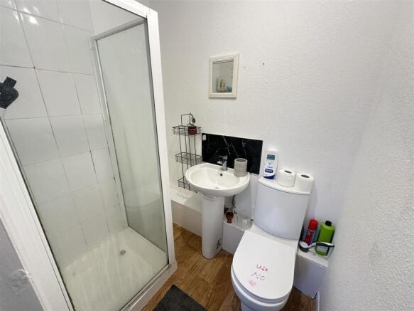 6 bed Not Specified for sale Image 11