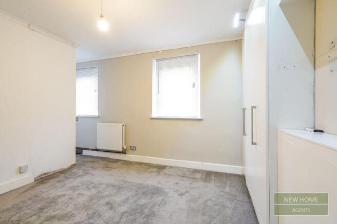 3 bed Semi-Detached for sale Image 10