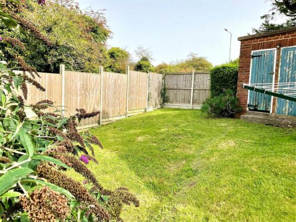 garden pic4.jpg