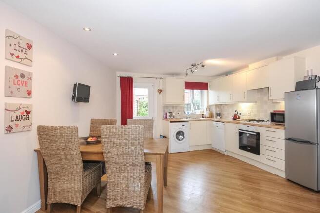 Kitchen/Dining Room