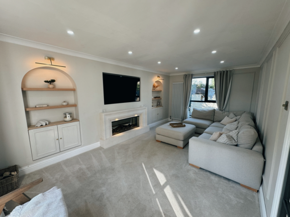 9. Lounge