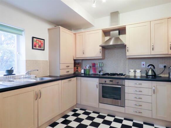 Kitchen.JPG