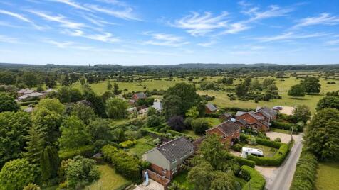 Plantation Road, West Wellow, Romsey, Hampshire, SO51