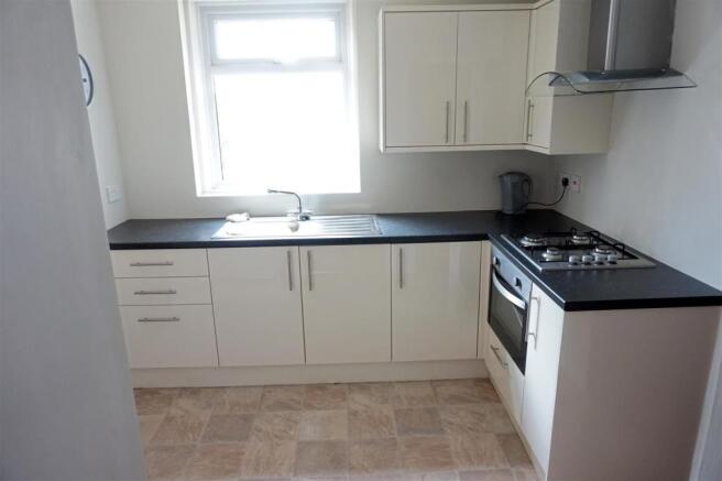 NEW FITTED KITCHEN