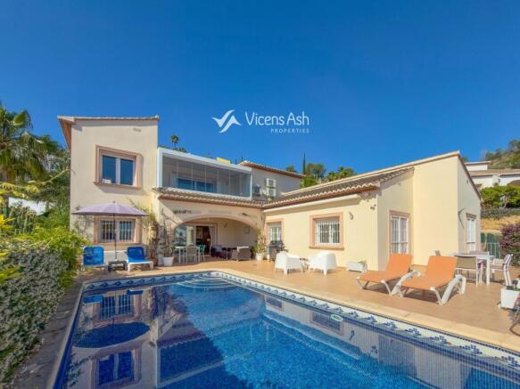 Casa con vista al mar en venta en Javea 1020