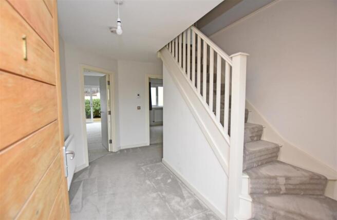 Entrance Hallway.JPG
