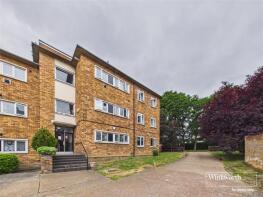 Flat 7, Ashley Court, Great North Way, Hendon, London NW4 1PD