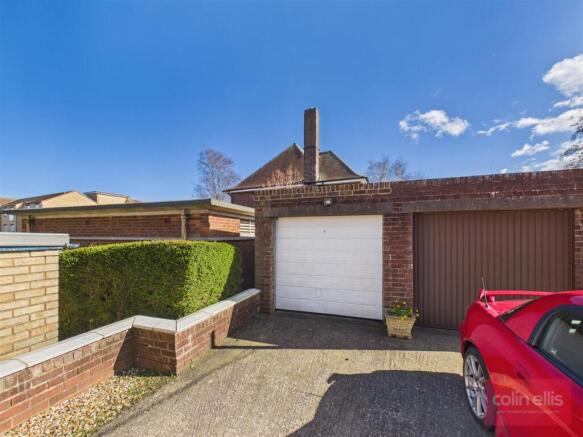 2 bed Ground Flat for sale Image 9