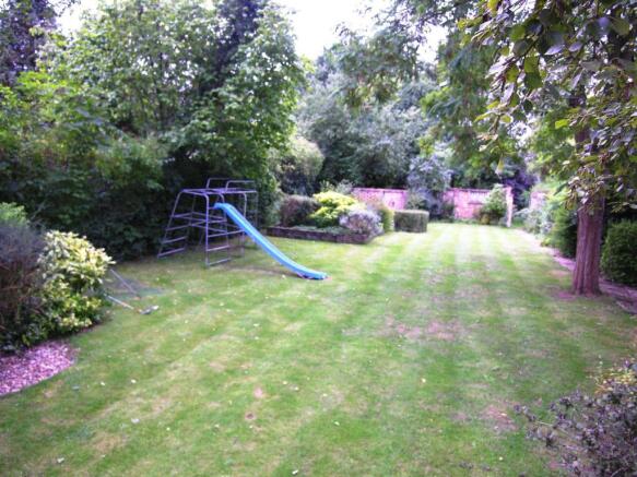garden/lawn