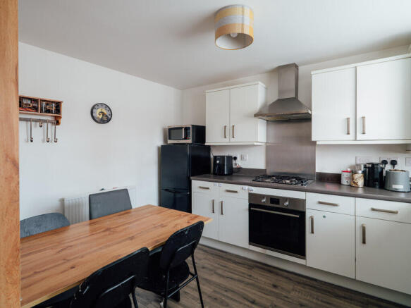 Kitchen / Breakfast Room