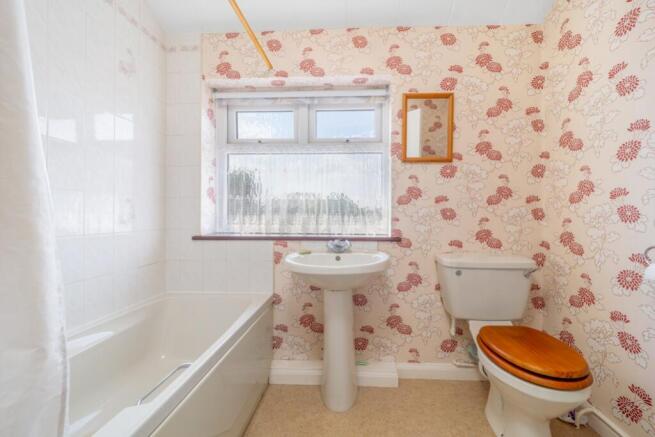 33 Lindis Road (Boston)-26