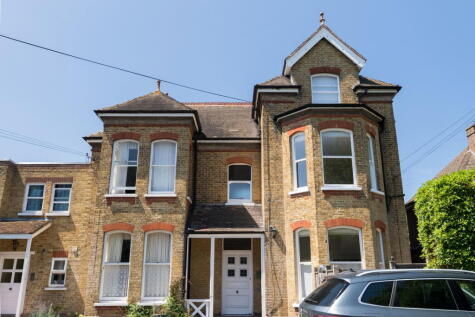 Callis Court Road, Broadstairs, CT10 3AE