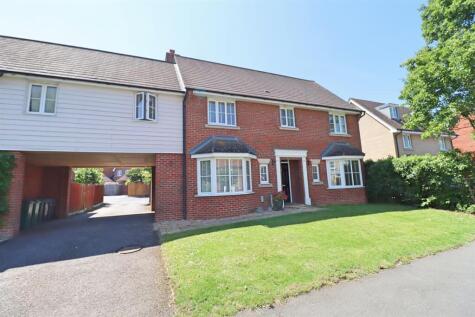Queenborough Lane, Great Notley, Braintree