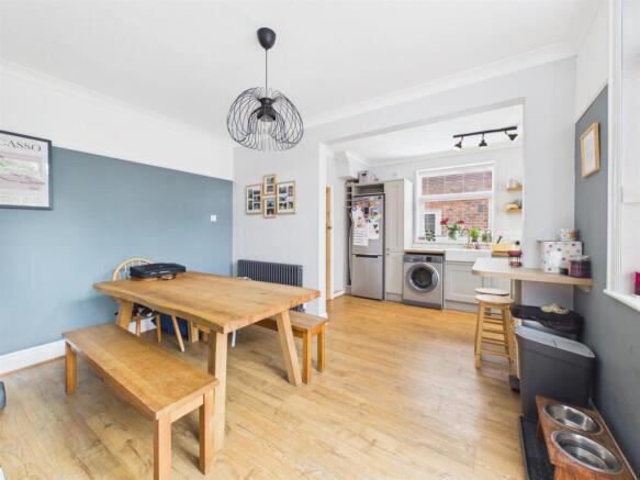 3 bed Semi-Detached for sale Image 5