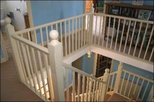 Landing/stairs