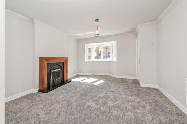 3 bed Semi-Detached for sale Image 7