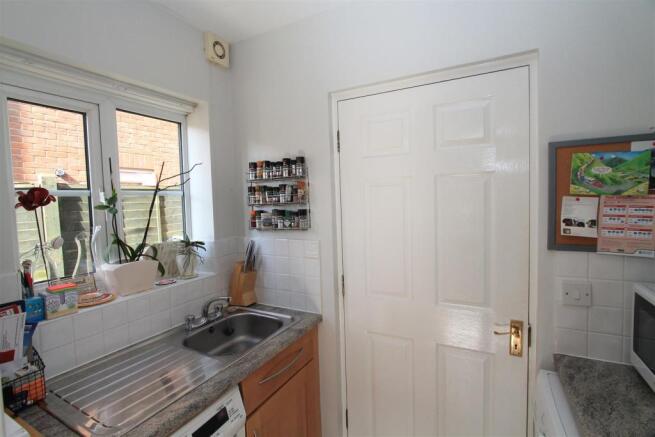 Utility Room.JPG